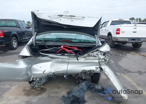 2004 Toyota Camry Le from USA, damaged, VIN 4T1BE32K24U874547